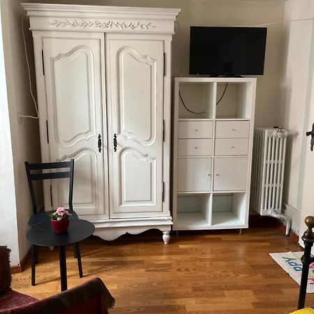 Chambre Papillon Avec Acces Terasse Ла-Нёввиль Экстерьер фото