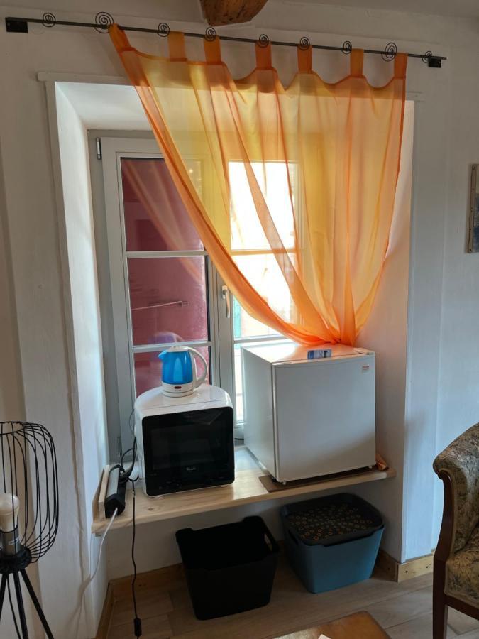 Chambre Papillon Avec Acces Terasse Ла-Нёввиль Экстерьер фото
